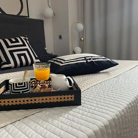 Arena Design Apartments With Free Private Parking And With A Terrace Pula Eksteriør billede