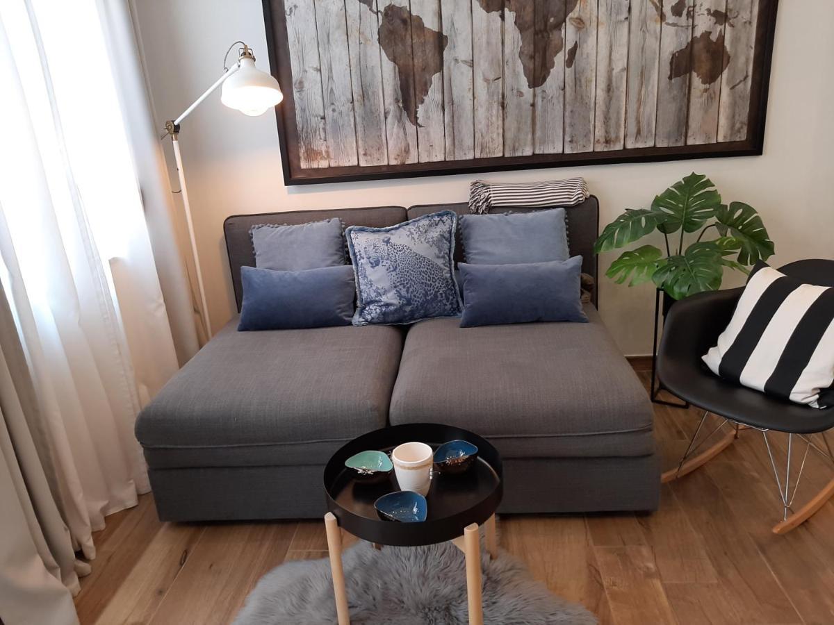 Arena Design Apartments With Free Private Parking And With A Terrace Pula Eksteriør billede