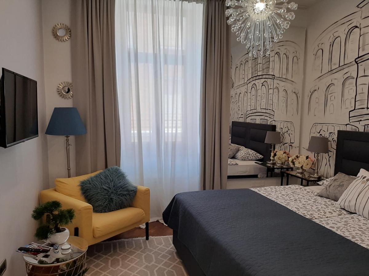 Arena Design Apartments With Free Private Parking And With A Terrace Pula Eksteriør billede