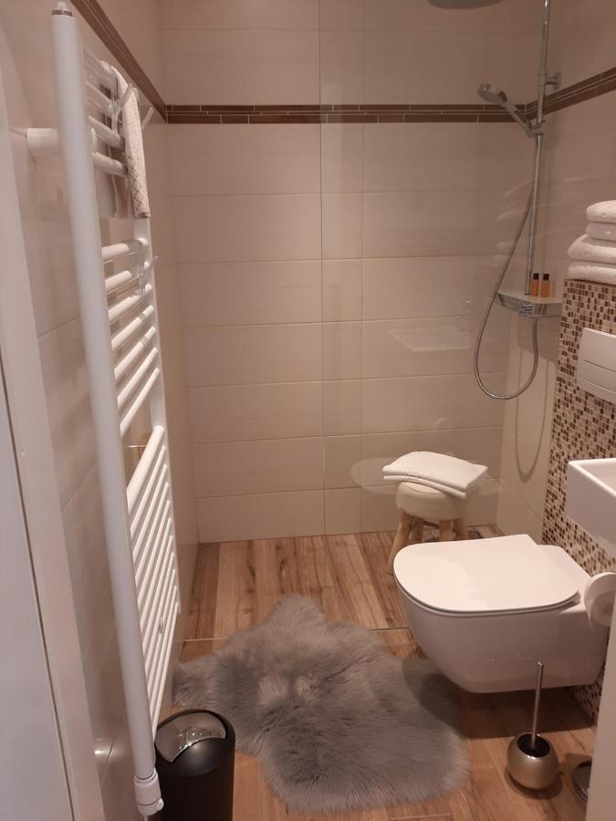 Arena Design Apartments With Free Private Parking And With A Terrace Pula Eksteriør billede