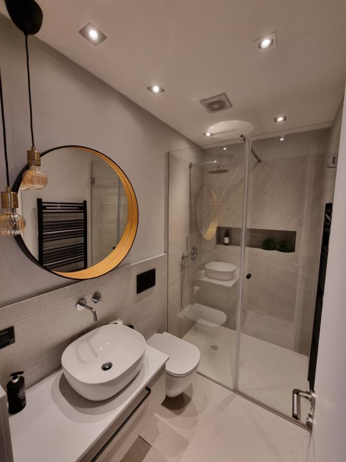 Arena Design Apartments With Free Private Parking And With A Terrace Pula Eksteriør billede
