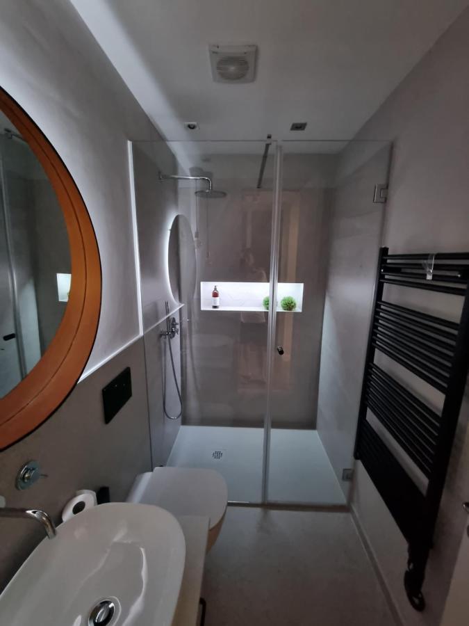Arena Design Apartments With Free Private Parking And With A Terrace Pula Eksteriør billede
