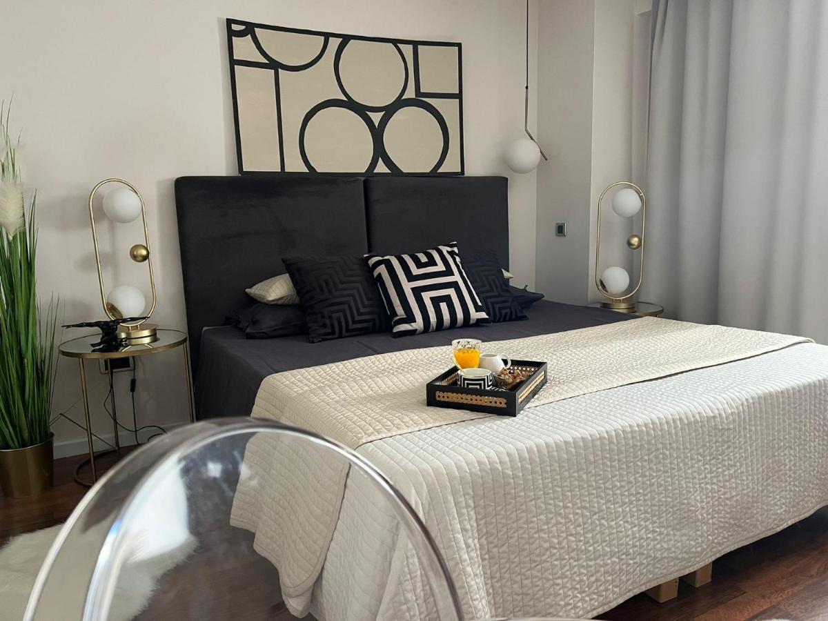 Arena Design Apartments With Free Private Parking And With A Terrace Pula Eksteriør billede
