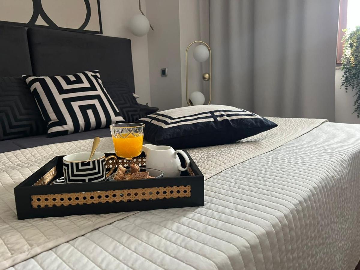 Arena Design Apartments With Free Private Parking And With A Terrace Pula Eksteriør billede