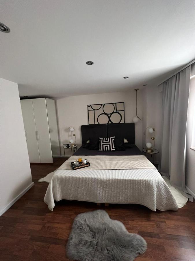 Arena Design Apartments With Free Private Parking And With A Terrace Pula Eksteriør billede