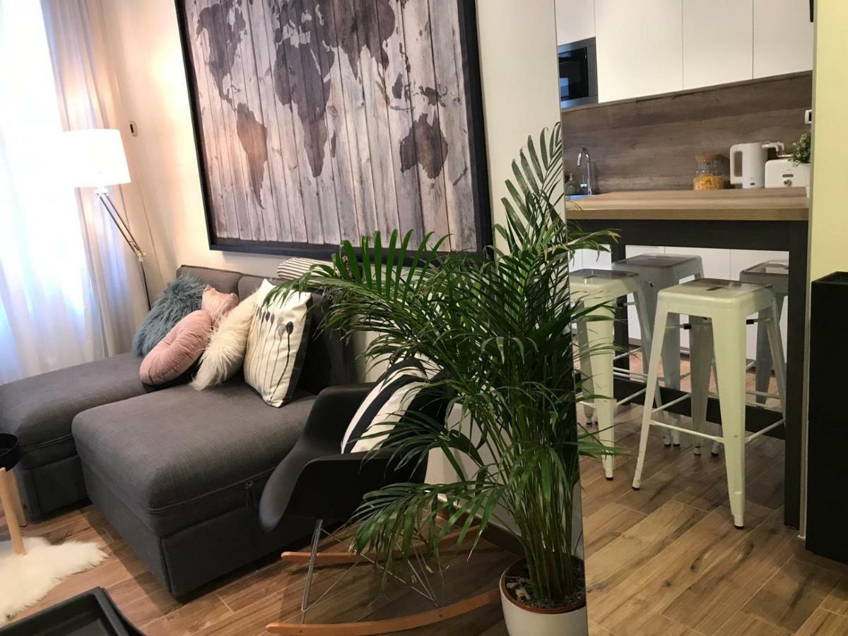 Arena Design Apartments With Free Private Parking And With A Terrace Pula Eksteriør billede