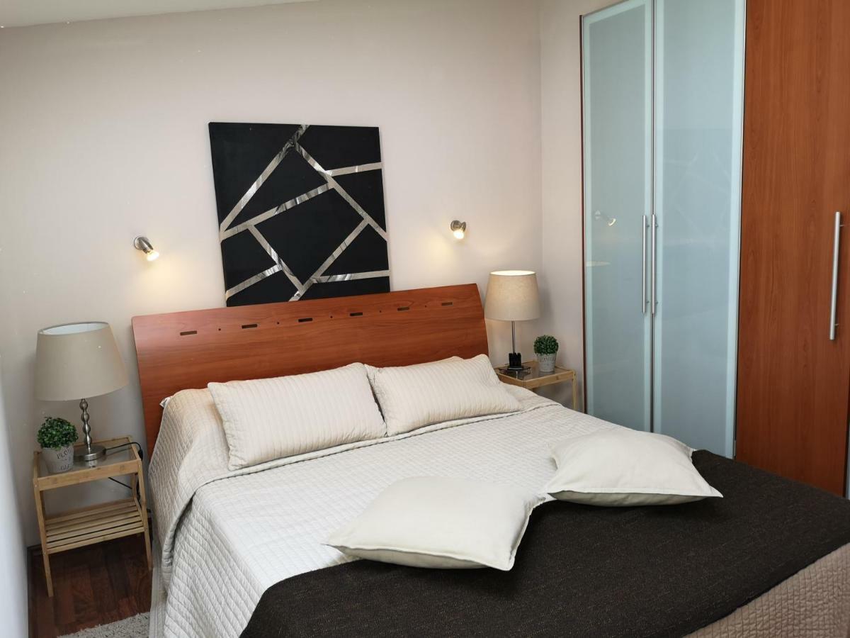 Arena Design Apartments With Free Private Parking And With A Terrace Pula Eksteriør billede
