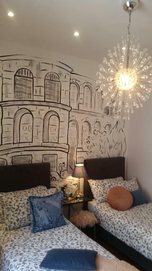 Arena Design Apartments With Free Private Parking And With A Terrace Pula Eksteriør billede